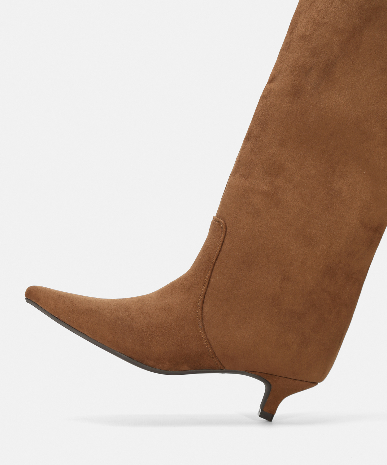 Botas altas castanhas salto kitten image number null